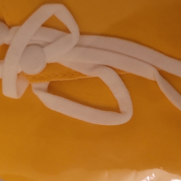 Mask - Picture 5 of 5